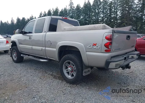 2004 Chevrolet Silverado 2500Hd Lt from USA, damaged, VIN 1GCHK29114E183017